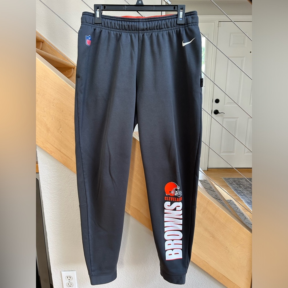 Cleveland Browns Nike Dri Fit Sweats